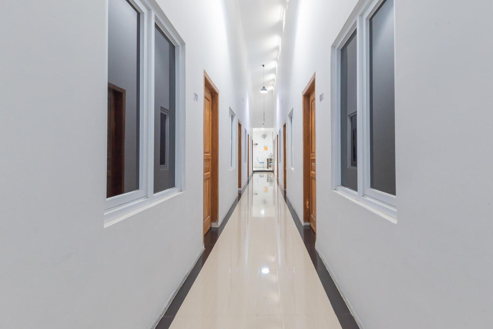 Urbanview 3m Syariah 2*